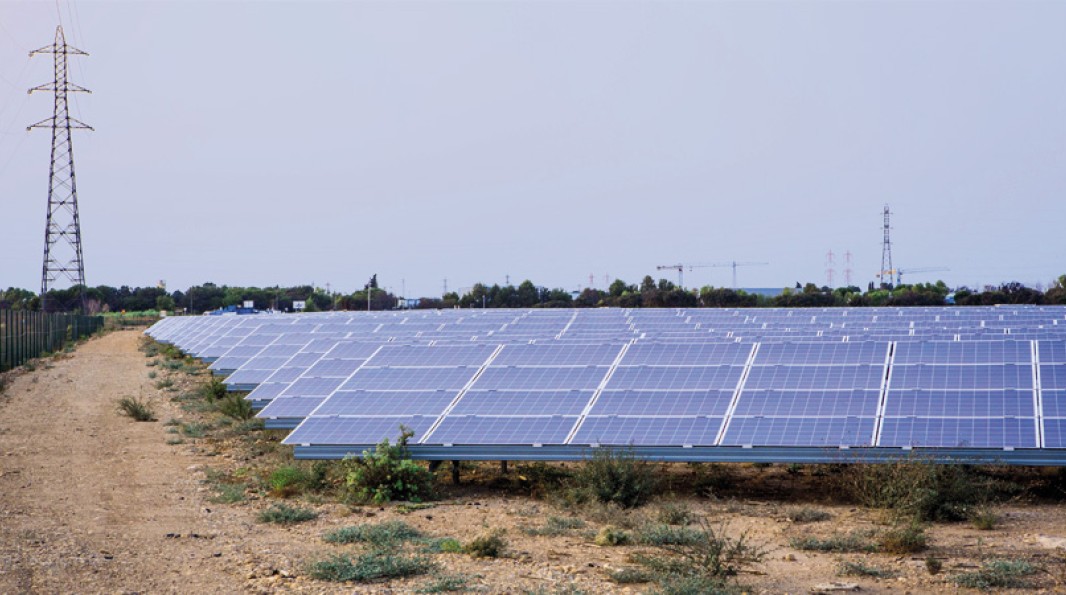 Le Mag - Energie solaire photovoltaïque - Centrale - EDF Collectivités