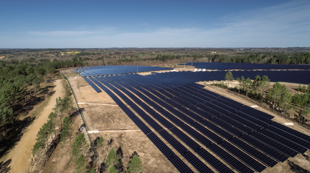 Le Mag - Energie solaire photovoltaïque - Centrale - EDF Collectivités