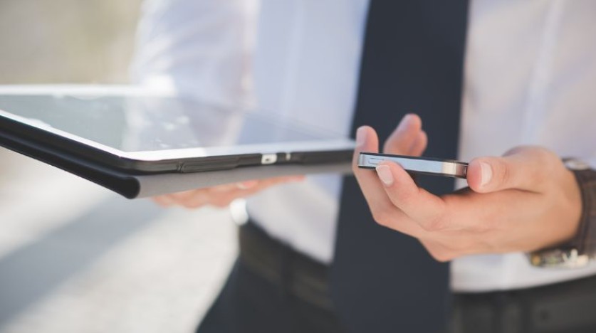 Prélèvement automatique EDF Entreprises sur smartphone et tablette pour le paiement des factures d’énergie