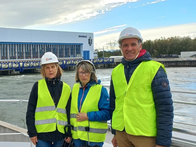 Visite des élus à l'usine hydroélectrique EDF de Rhinau