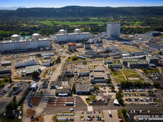 Vue aérienne du CNPE du Bugey (c) Brio Studio