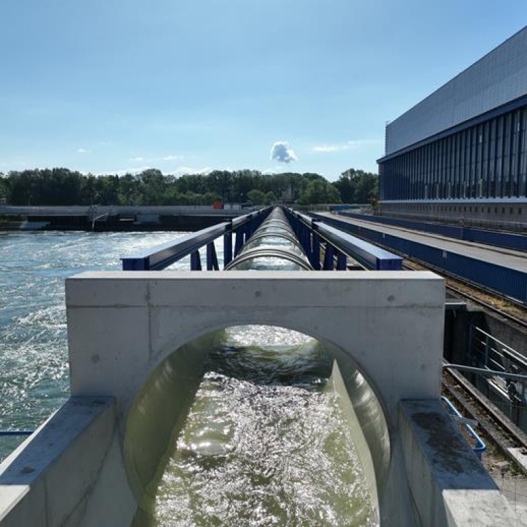 Canal de liaison passe à poissons de Rhinau